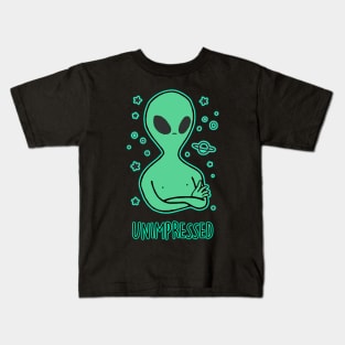 Unimpressed Alien Thinks Humans Suck Kids T-Shirt